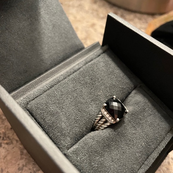 SOLDDD - Picture 4 of 6